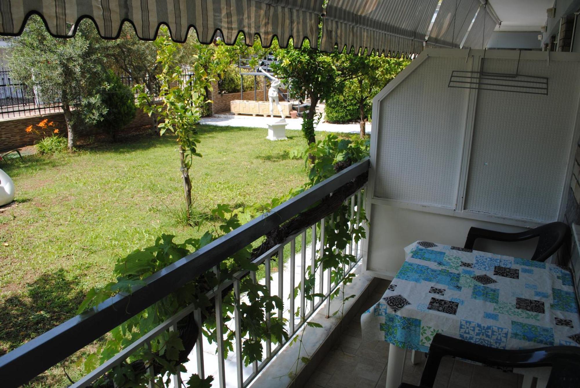 Artemis Apartments Paralia Dionisiou Exterior foto