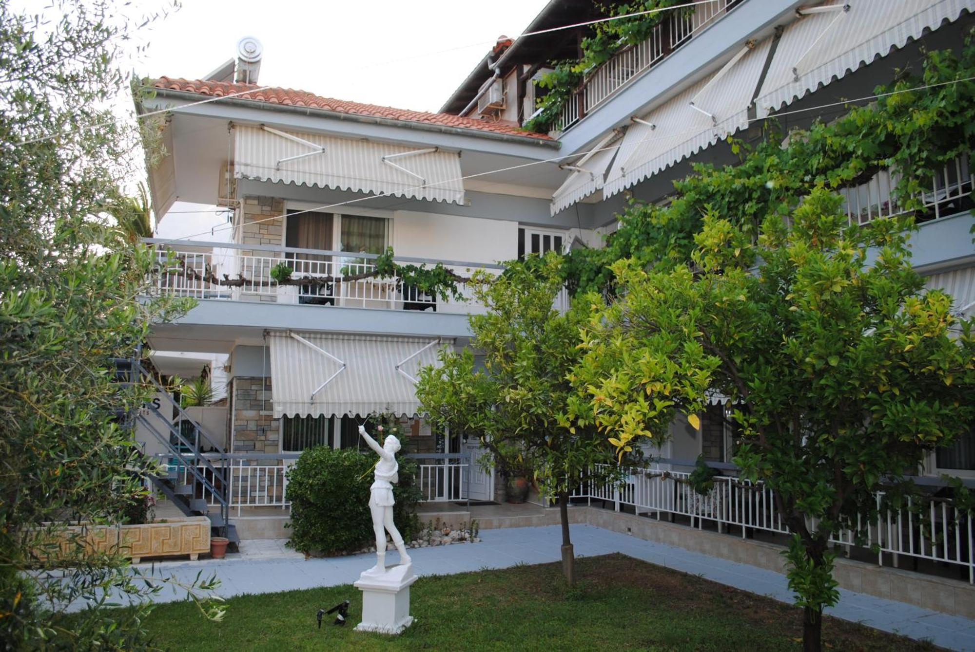 Artemis Apartments Paralia Dionisiou Exterior foto