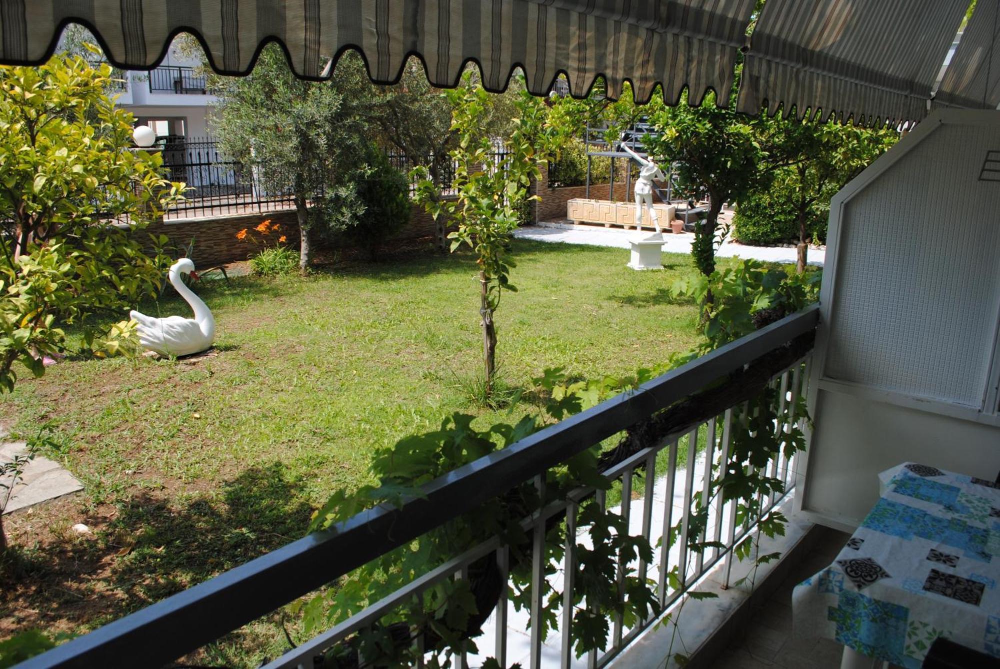 Artemis Apartments Paralia Dionisiou Exterior foto