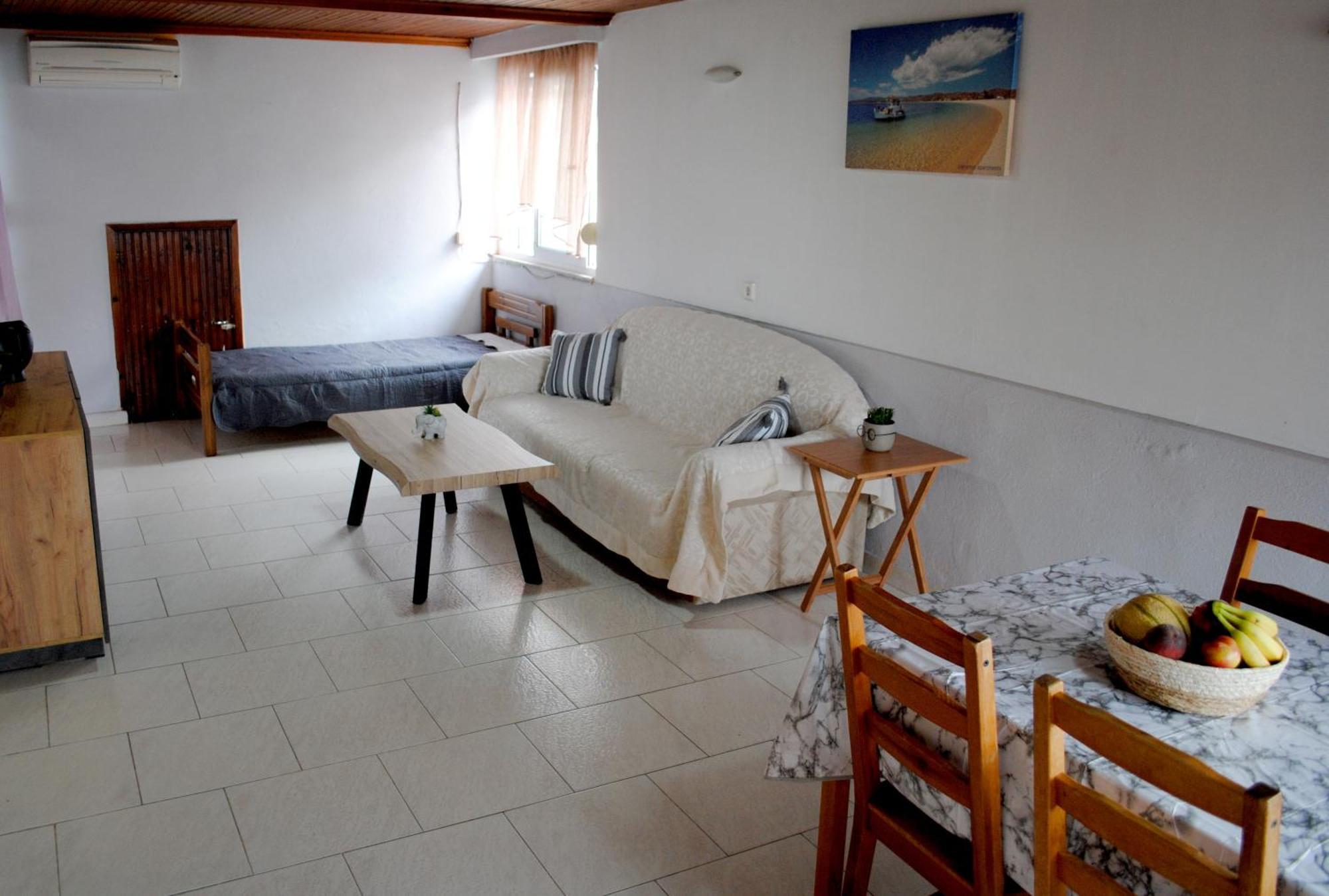 Artemis Apartments Paralia Dionisiou Exterior foto